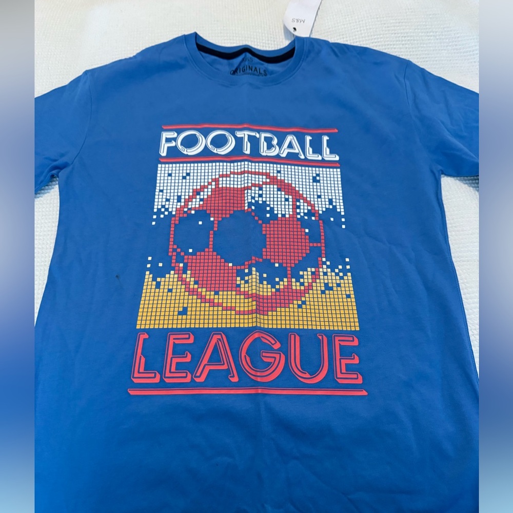 Boys soccer shirt age 13-14 years!